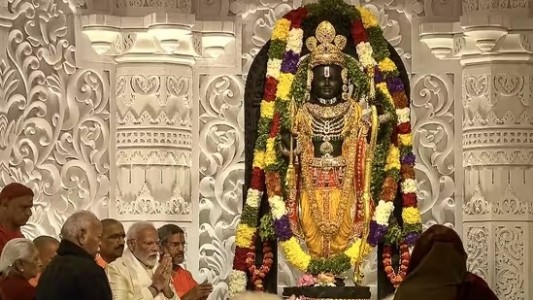 मन हे रामरंगी रंगले...
